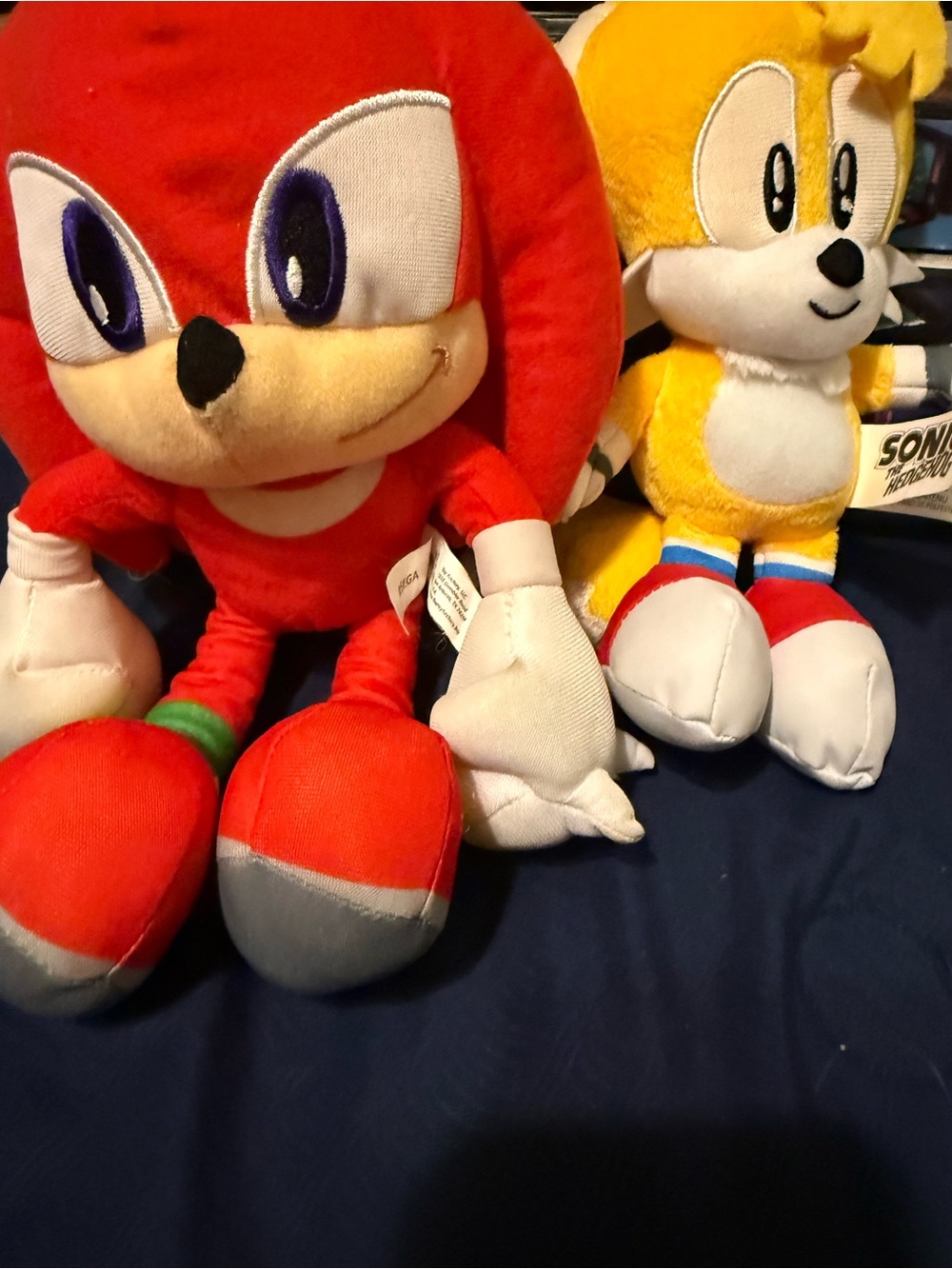 Lot of 2 Sega Toy Factory Sonic The Hedgehog Knuckles Plush 8"tails 7 inc plush